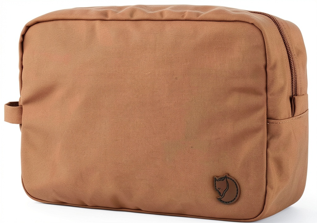 Fjällräven laptop sleeve in Frost Green color on a desk